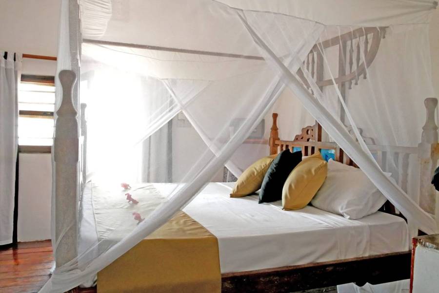 Honeymoon Suite